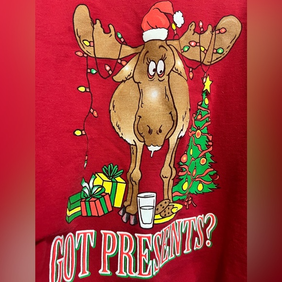 Vintage Christmas Moose Sweatshirt - Picture 3 of 7